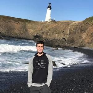 Meet your Posher, Evan